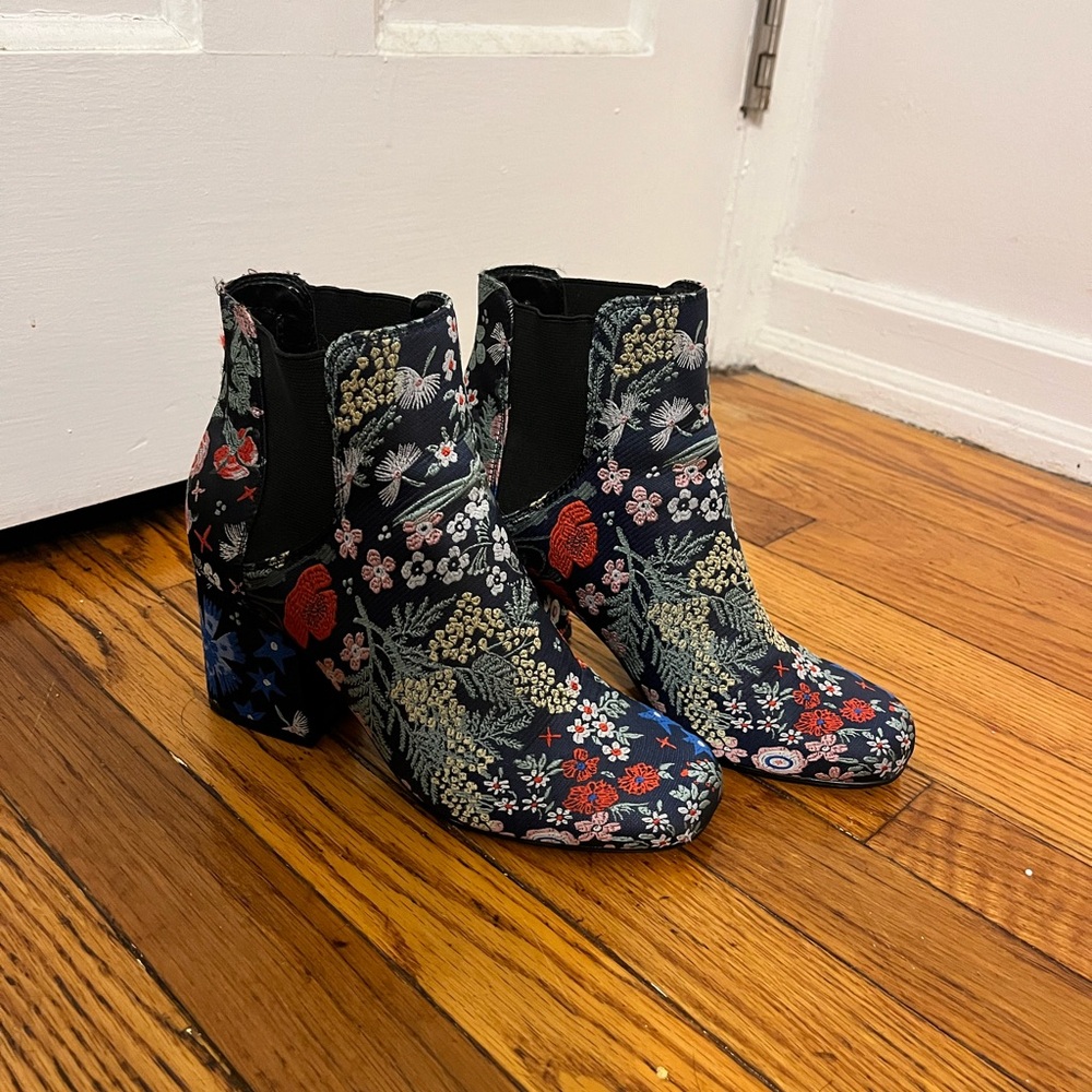 Floral Embroidered Ankle Boots